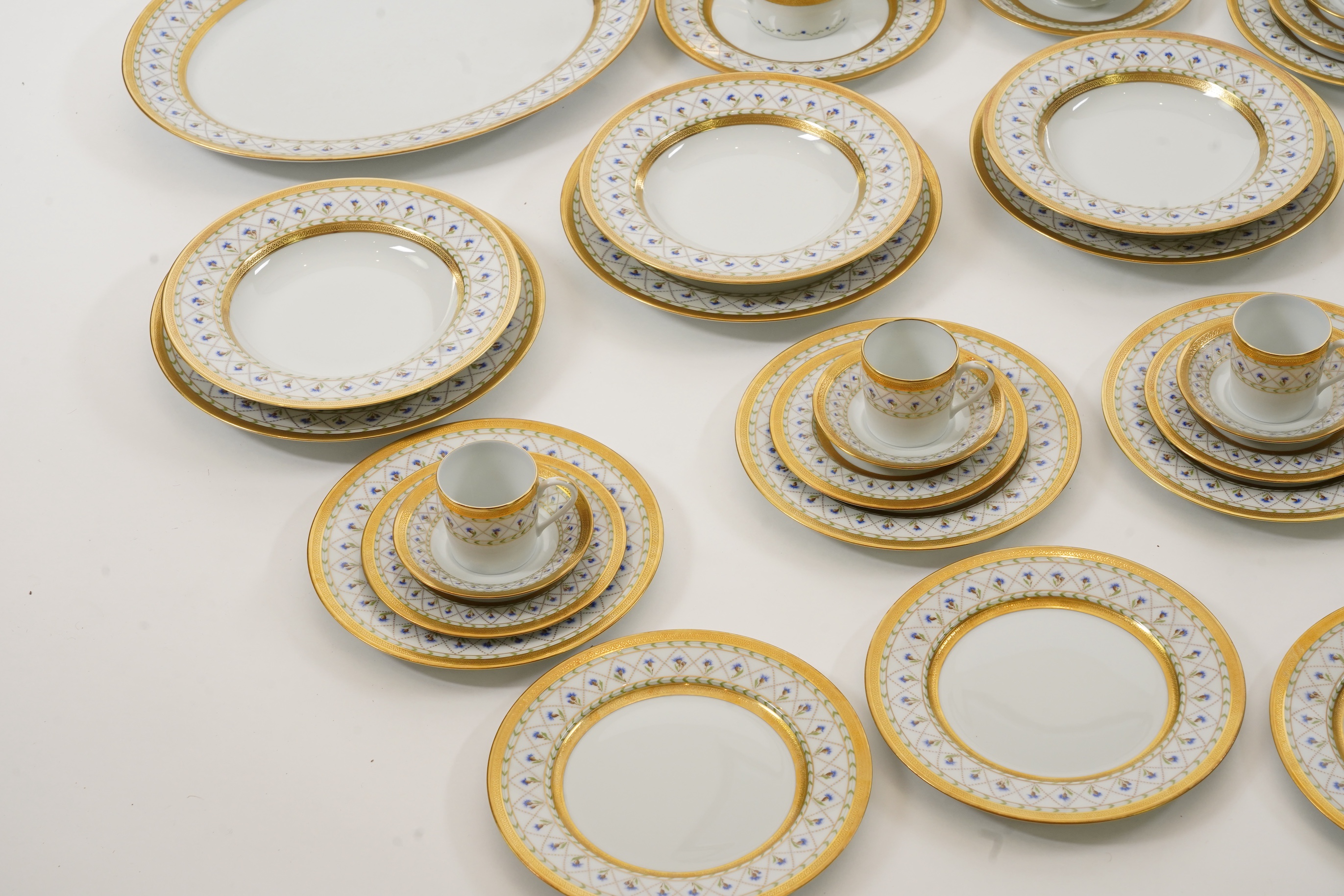 A Haviland Limoges 'Val De Loire Or' part dinner/coffee service